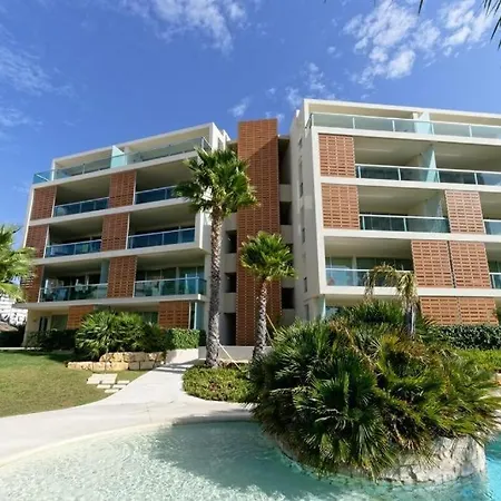 El Oasis Playa *